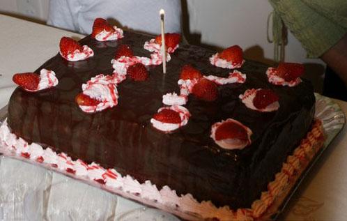 Chocolate Strawberry Cake - Mouthwatering Bridal Shower Dessert Ideas